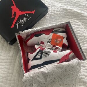 Air jordan Flight 4 Retro OG ‘Fire Red’ size womens 7.5 / men’s 6